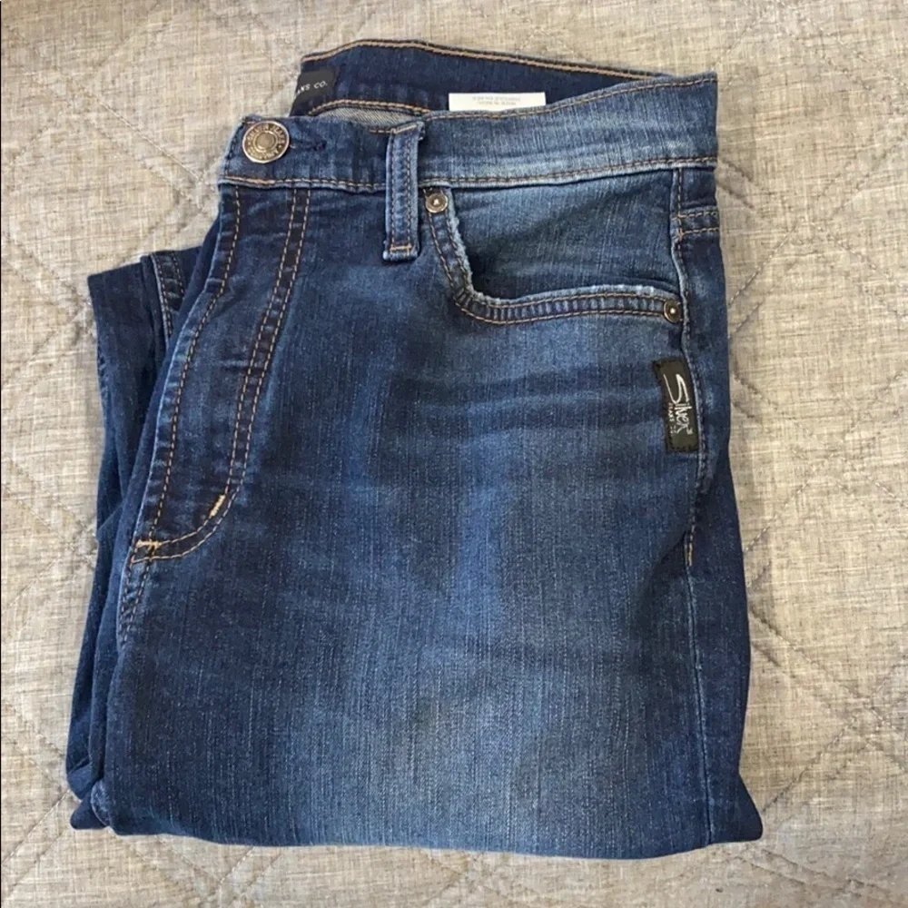 EUC Silver Jeans Calley Slim Crop High Waist